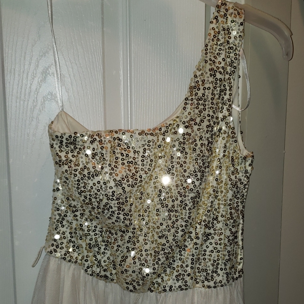 Delia's dress 5/6